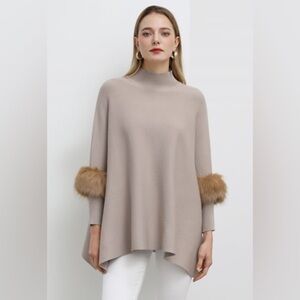 Chicwish Faux Fur Sleeve Split Hem Knit Poncho in Oatmeal Size S/M NWT